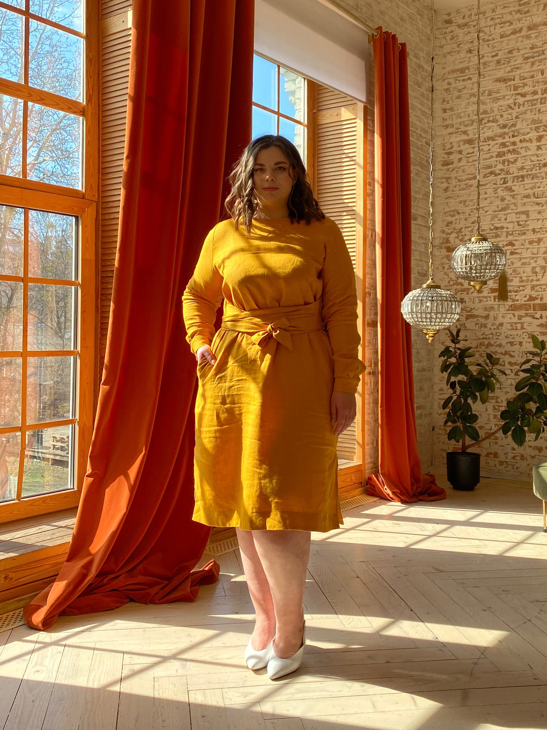 "Audrey" Robe Grande Taille Jaune Moutarde