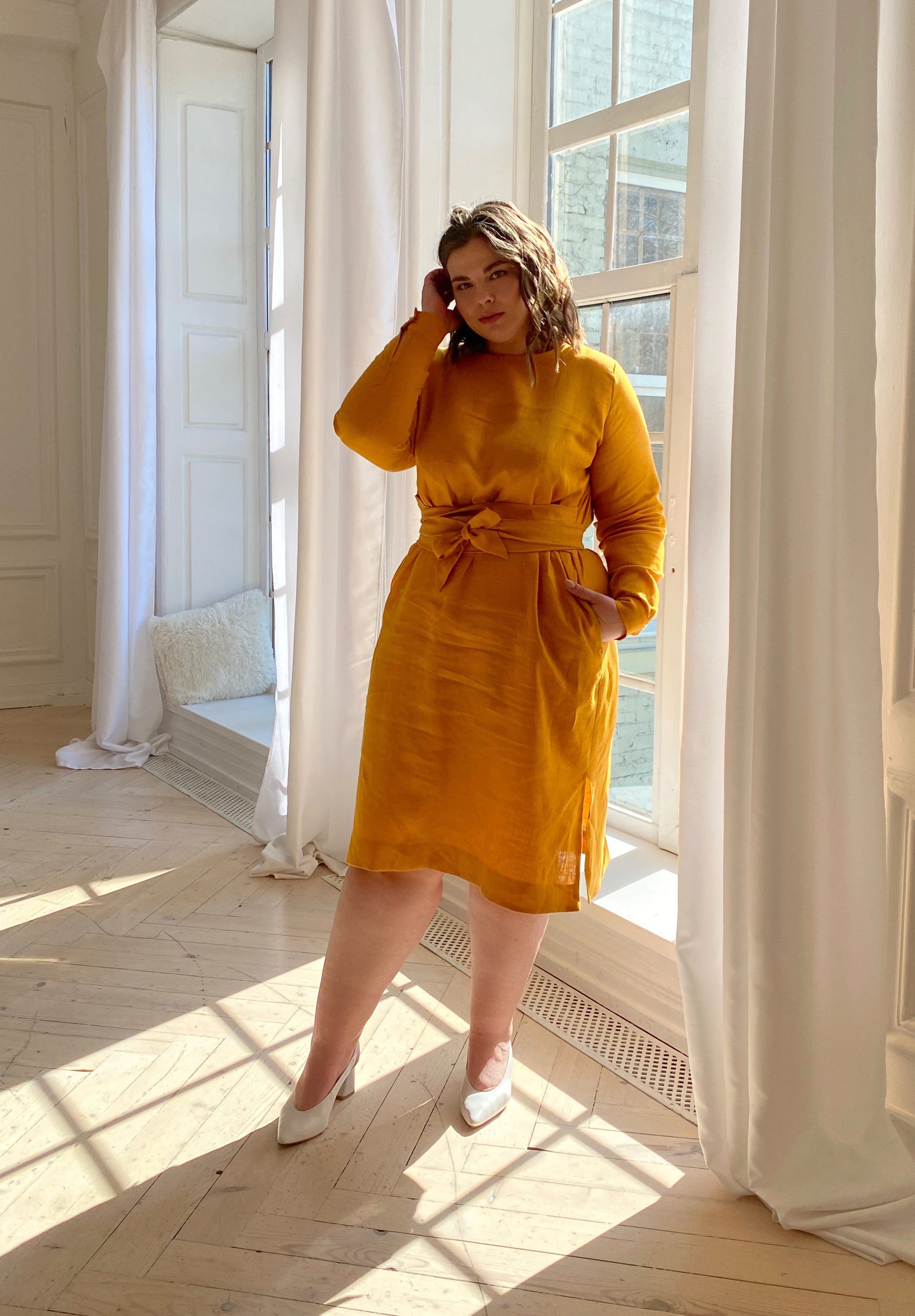 "Audrey" Robe Grande Taille Jaune Moutarde