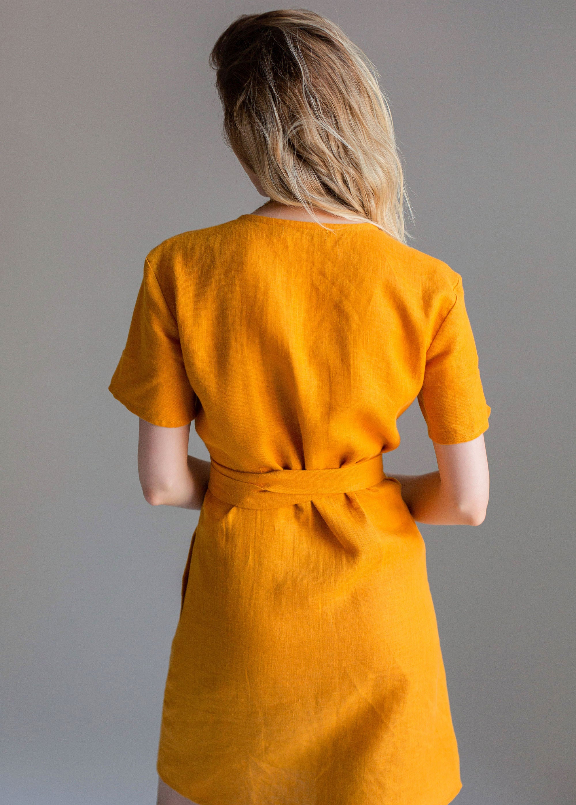 Robe portefeuille jaune moutarde "Zoey"