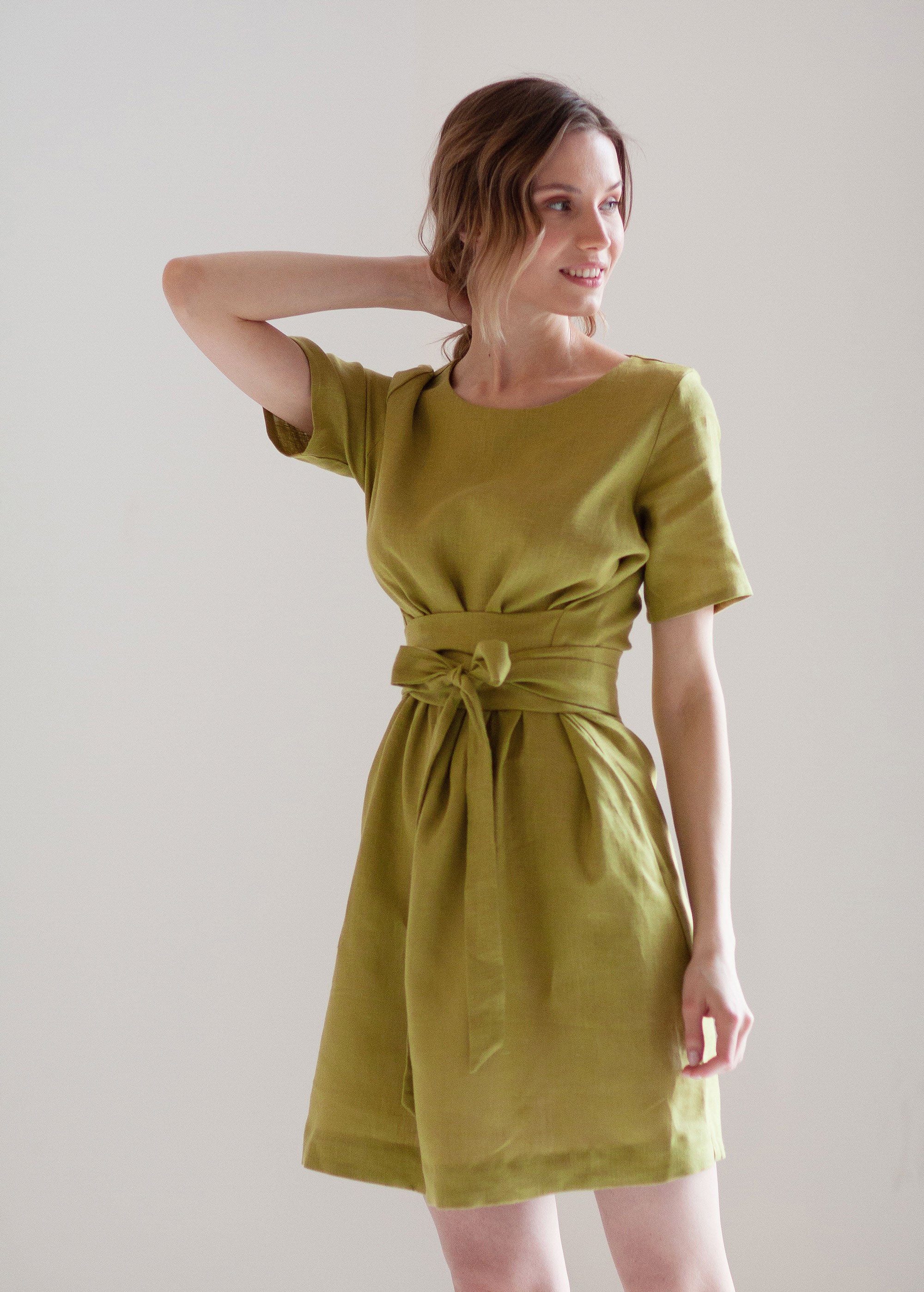 Robe Courte Vert Citron Pastel "Adelia"