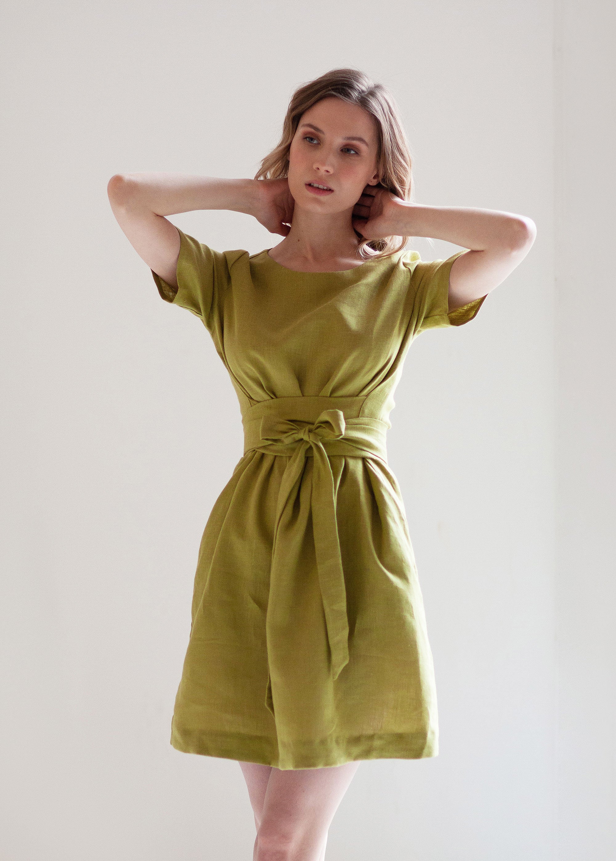 Robe Courte Vert Citron Pastel "Adelia"